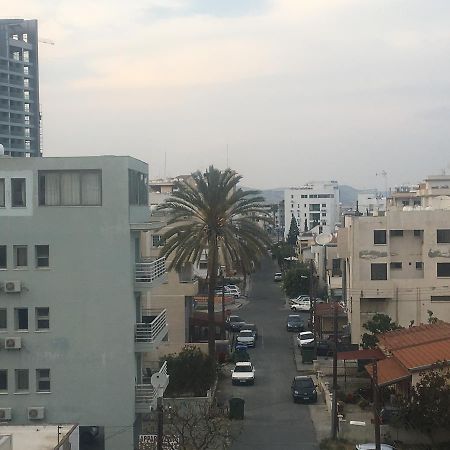 Marina Apartments 211 Larnaca Ngoại thất bức ảnh